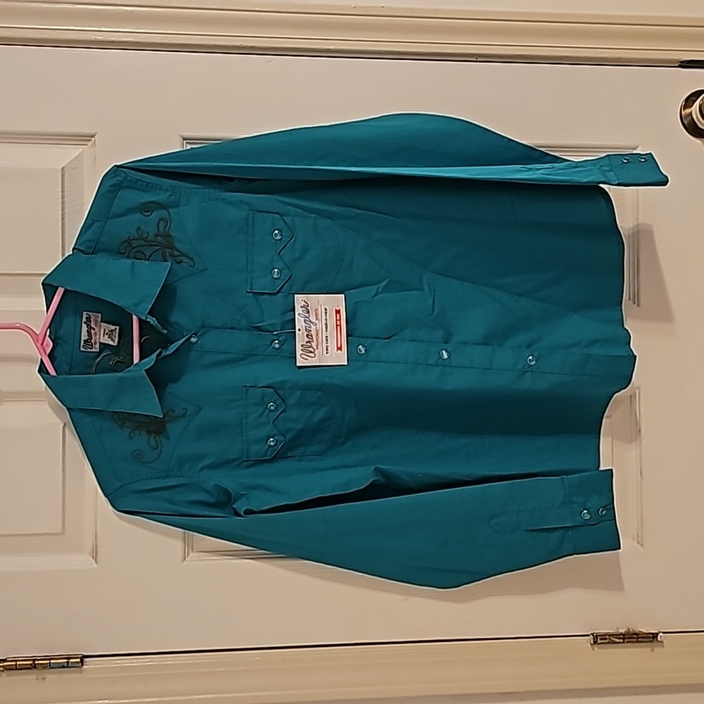 Wrangler women's western snap button shirt